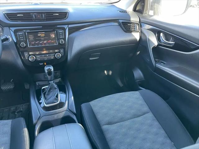 2022 Nissan Rogue Sport SV AWD Xtronic CVT