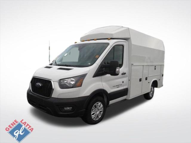 2024 Ford Transit Cutaway Base