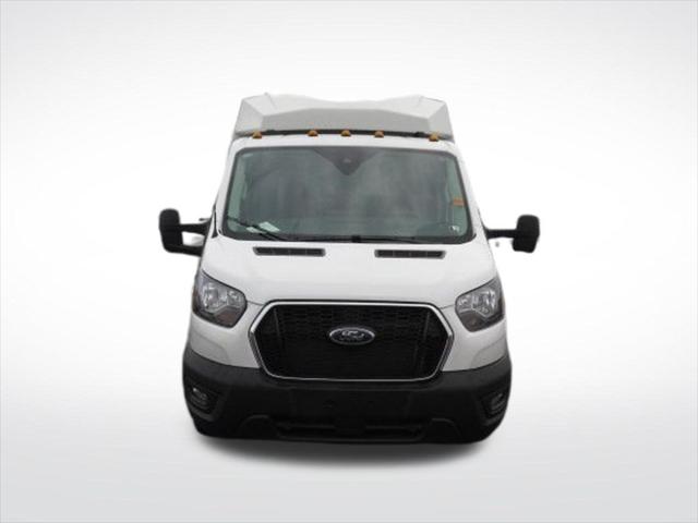 2024 Ford Transit Cutaway Base