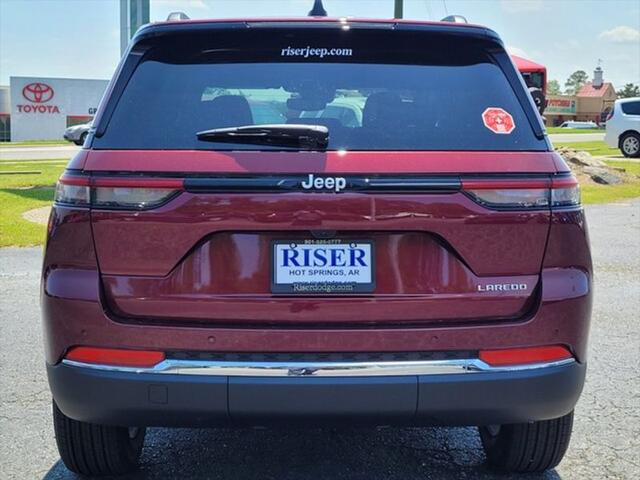 2024 Jeep Grand Cherokee Laredo X 4x2