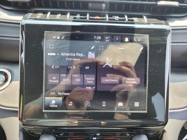 2024 Jeep Grand Cherokee Laredo X 4x2