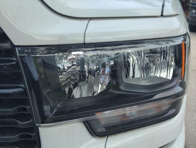 New 2024 RAM 3500 BIG HORN New 2024 RAM 3500 BIG HORN