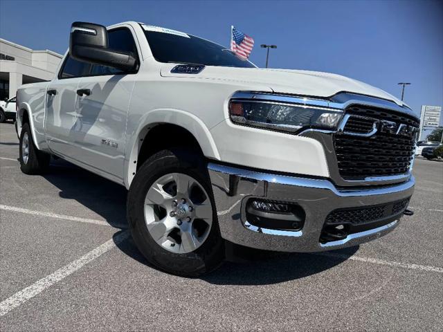 2025 RAM Ram 1500 RAM 1500 BIG HORN CREW CAB 4X4 64 BOX