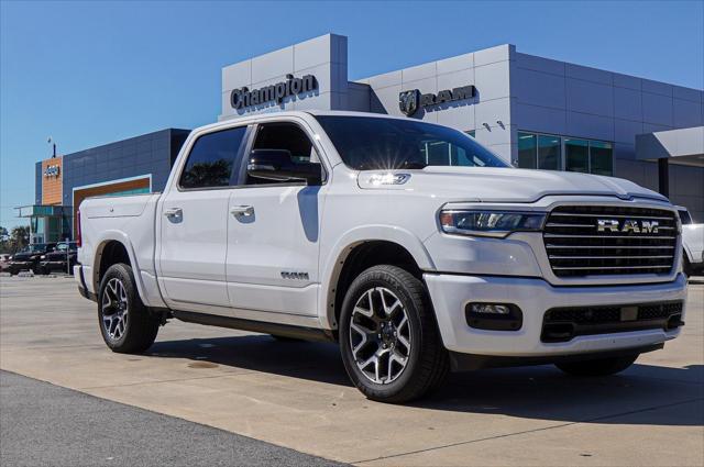2025 RAM Ram 1500 RAM 1500 LARAMIE CREW CAB 4X4 57 BOX