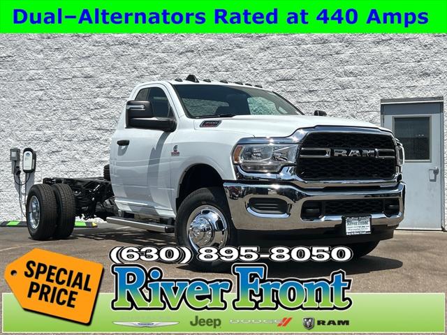2024 RAM Ram 3500 Chassis Cab RAM 3500 TRADESMAN CHASSIS REGULAR CAB 4X4 84 CA 2024 RAM Ram 3500 Chassis Cab RAM 3500 TRADESMAN CHASSIS REGULAR CAB 4X4 84 CA