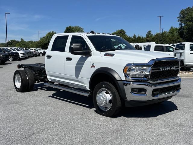 2024 RAM Ram 5500 Chassis Cab RAM 5500 TRADESMAN CHASSIS CREW CAB 4X4 60 CA