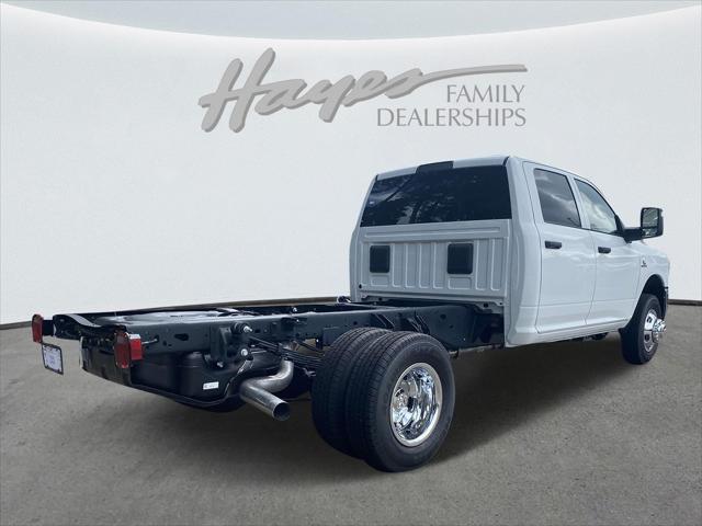 2024 RAM Ram 3500 Chassis Cab RAM 3500 TRADESMAN CREW CAB CHASSIS 4X2 60 CA