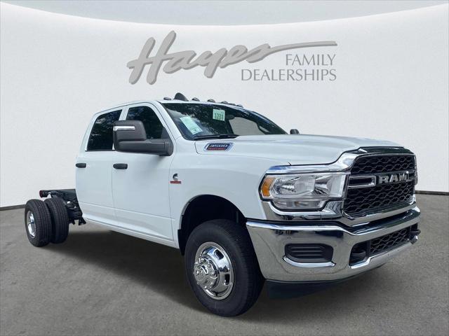 2024 RAM Ram 3500 Chassis Cab RAM 3500 TRADESMAN CREW CAB CHASSIS 4X2 60 CA