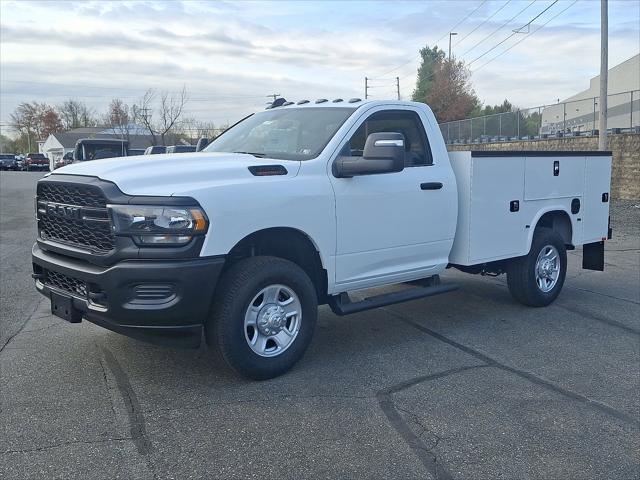 2024 RAM Ram 3500 Chassis Cab RAM 3500 TRADESMAN CHASSIS REGULAR CAB 4X4 60 CA