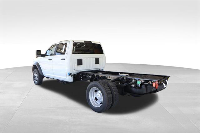 2024 RAM Ram 4500 Chassis Cab RAM 4500 SLT CHASSIS CREW CAB 4X4 60 CA