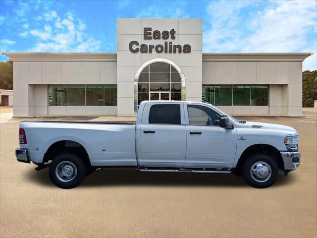 2024 RAM Ram 3500 RAM 3500 TRADESMAN CREW CAB 4X4 8 BOX