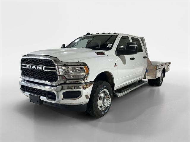 2024 RAM Ram 3500 Chassis Cab RAM 3500 TRADESMAN CREW CAB CHASSIS 4X4 60 CA