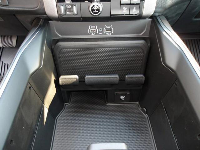 2025 Ram 1500 Big Horn Crew Cab 4x4 5'7" Box