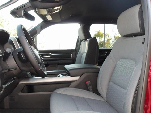 2025 Ram 1500 Big Horn Crew Cab 4x4 5'7" Box