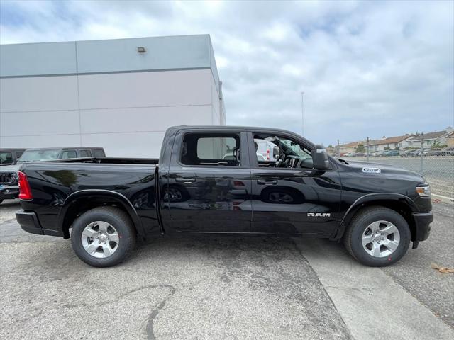 2025 RAM Ram 1500 RAM 1500 BIG HORN CREW CAB 4X2 57 BOX