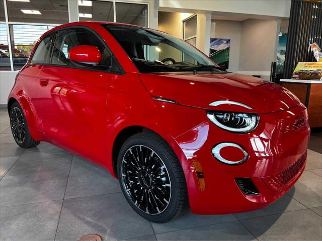 2024 Fiat 500e INSPI(RED) FWD