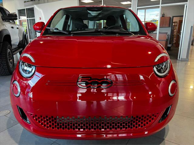 2024 Fiat 500e INSPI(RED) FWD