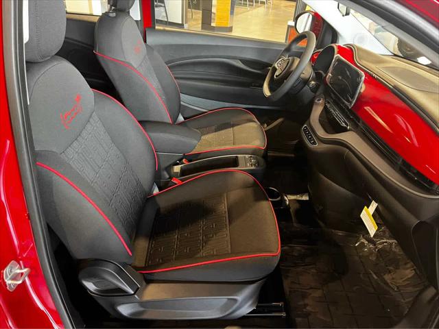 2024 Fiat 500e INSPI(RED) FWD