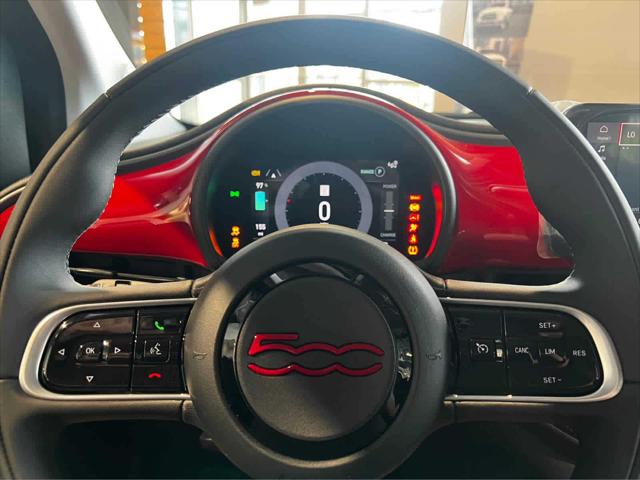 2024 Fiat 500e INSPI(RED) FWD