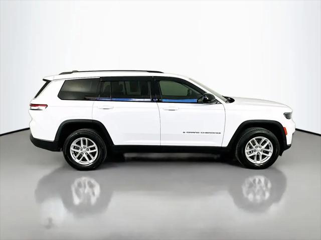 2022 Jeep Grand Cherokee L Laredo 4x4