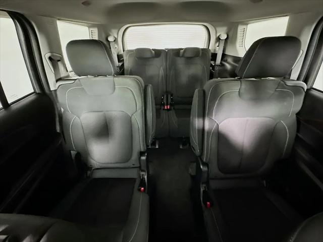 2022 Jeep Grand Cherokee L Laredo 4x4