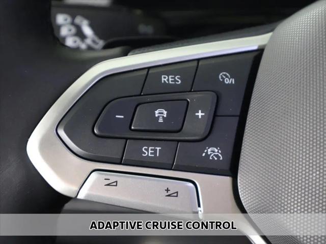 2024 Volkswagen Atlas Cross Sport 2.0T SEL R-Line