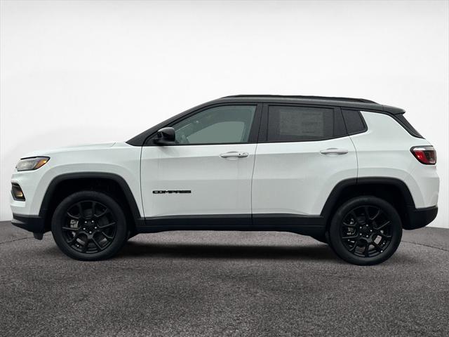 2024 Jeep Compass COMPASS LATITUDE 4X4