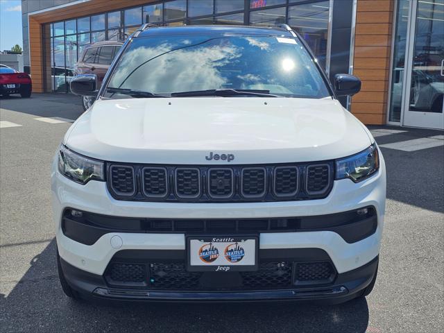 2024 Jeep Compass COMPASS LATITUDE 4X4