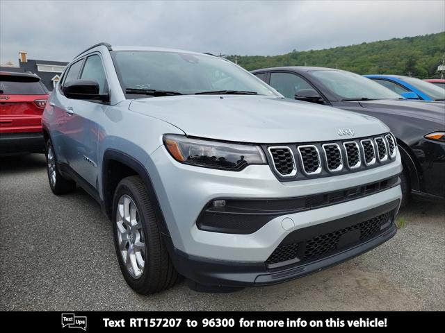 2024 Jeep Compass COMPASS LATITUDE LUX 4X4