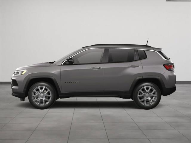 2024 Jeep Compass COMPASS LATITUDE LUX 4X4