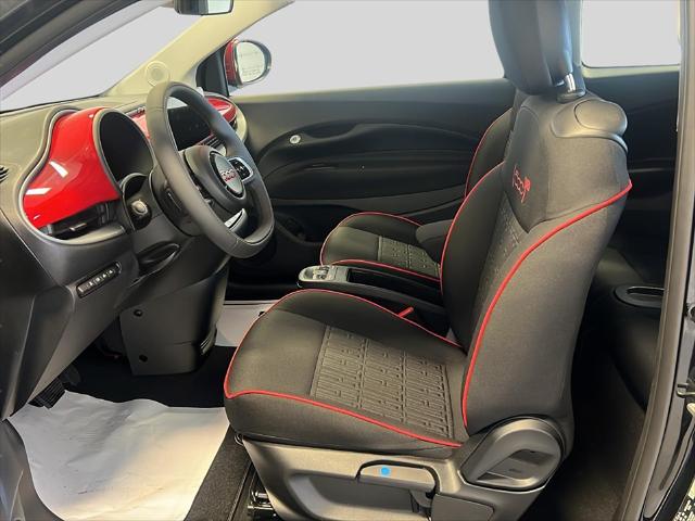 2024 Fiat 500e INSPI(RED) FWD