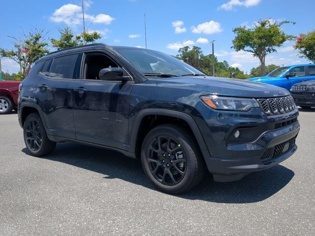 2024 Jeep Compass COMPASS LATITUDE 4X4