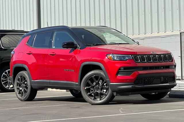 2024 Jeep Compass COMPASS LATITUDE 4X4