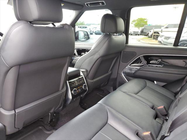 2023 Land Rover Range Rover P400 SE