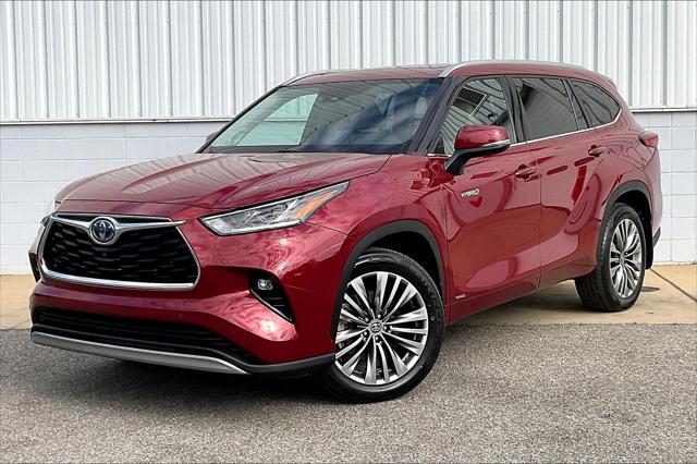 2021 Toyota Highlander Hybrid Platinum