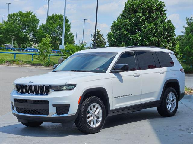 2022 Jeep Grand Cherokee L Laredo 4x2