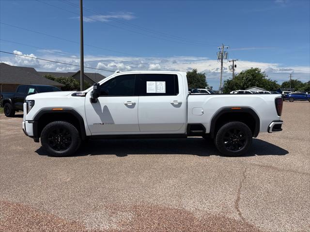 2024 GMC Sierra 2500HD 4WD Crew Cab Standard Bed AT4