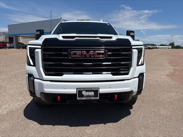 2024 GMC Sierra 2500HD 4WD Crew Cab Standard Bed AT4