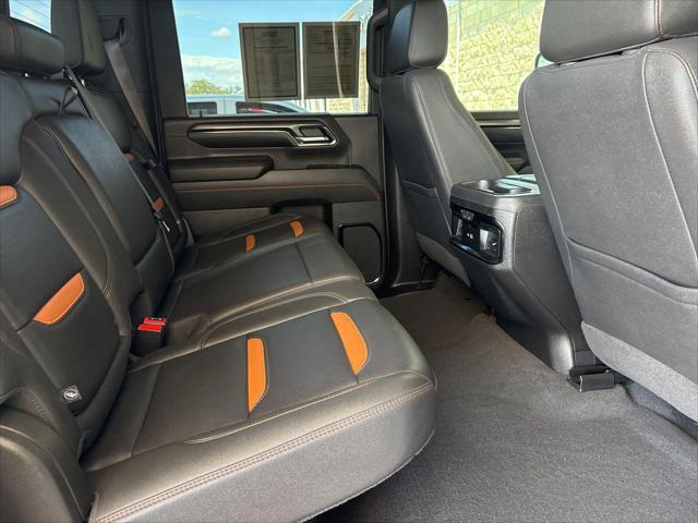 2024 GMC Sierra 2500HD 4WD Crew Cab Standard Bed AT4