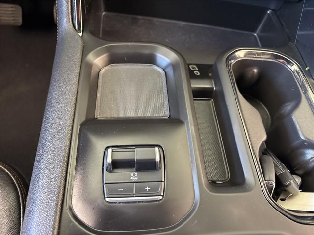 2024 GMC Sierra 2500HD 4WD Crew Cab Standard Bed AT4