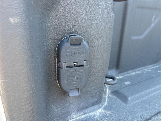 2024 GMC Sierra 2500HD 4WD Crew Cab Standard Bed AT4