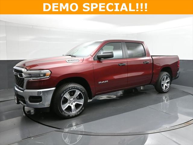 2025 RAM Ram 1500 RAM 1500 TRADESMAN CREW CAB 4X4 57 BOX