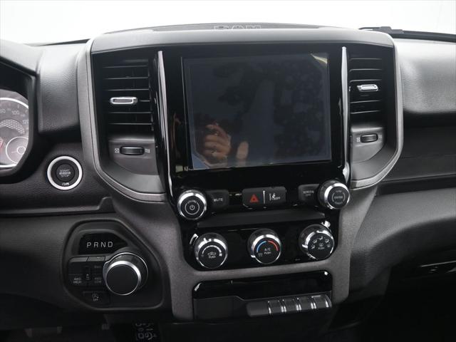 2025 RAM Ram 1500 RAM 1500 TRADESMAN CREW CAB 4X4 57 BOX