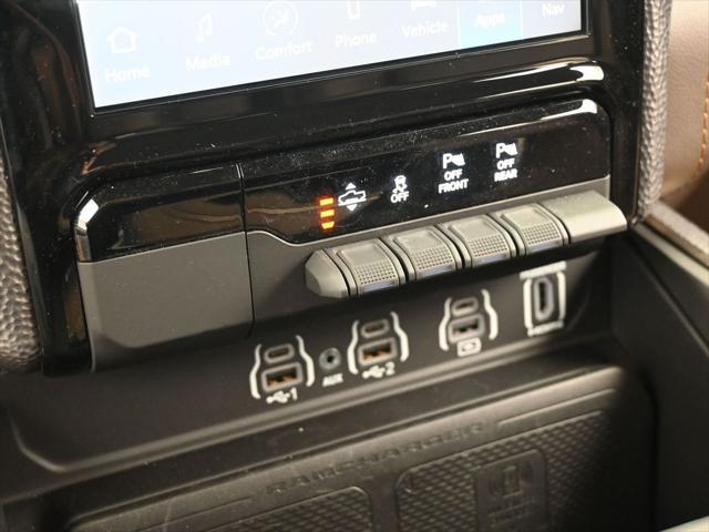 2025 RAM Ram 1500 RAM 1500 LIMITED LONGHORN CREW CAB 4X4 57 BOX