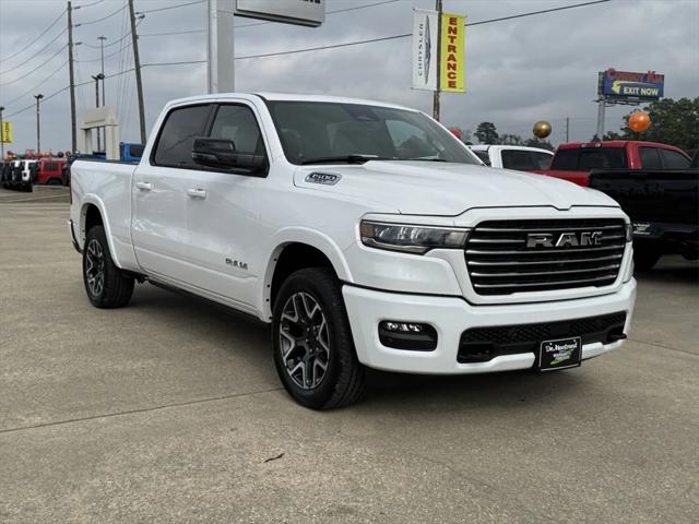 2025 RAM Ram 1500 RAM 1500 LARAMIE CREW CAB 4X4 64 BOX