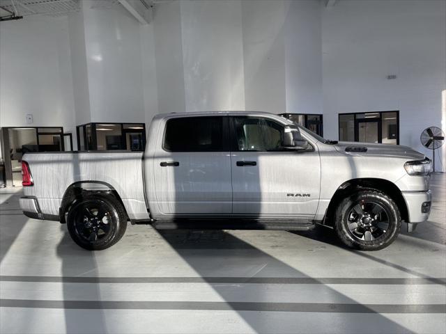 2025 RAM Ram 1500 RAM 1500 TRADESMAN CREW CAB 4X4 57 BOX