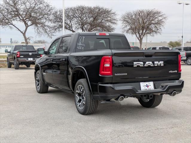 2025 RAM Ram 1500 RAM 1500 LARAMIE CREW CAB 4X4 57 BOX