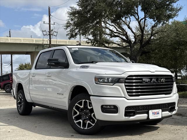 2025 RAM Ram 1500 RAM 1500 LARAMIE CREW CAB 4X4 57 BOX