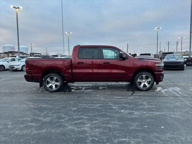 2025 RAM Ram 1500 RAM 1500 TRADESMAN CREW CAB 4X4 57 BOX