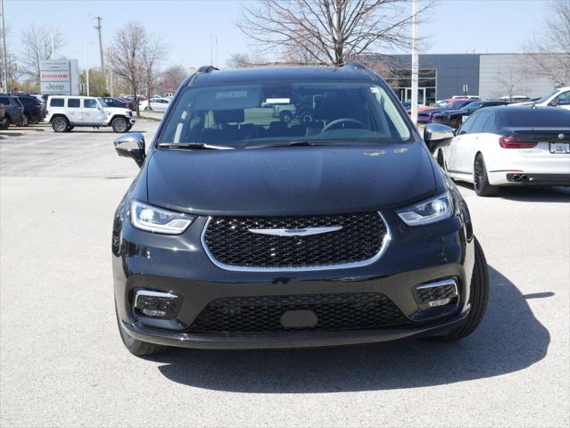 2023 Chrysler Pacifica Limited AWD